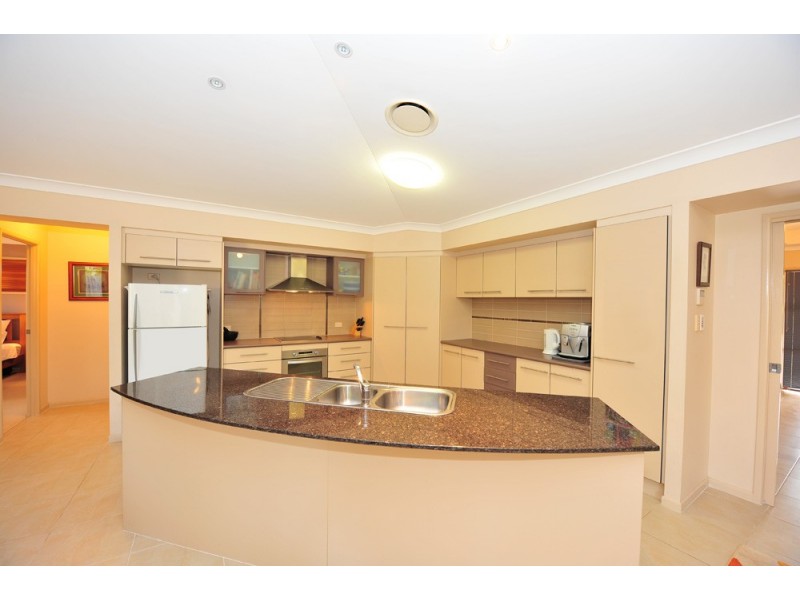 42 Neptune Street, Springfield Lakes QLD 4300