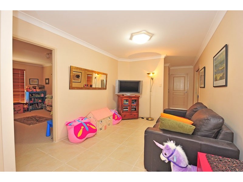 42 Neptune Street, Springfield Lakes QLD 4300