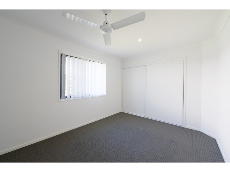 14 Pinnacle Close, Springfield Lakes QLD 4300