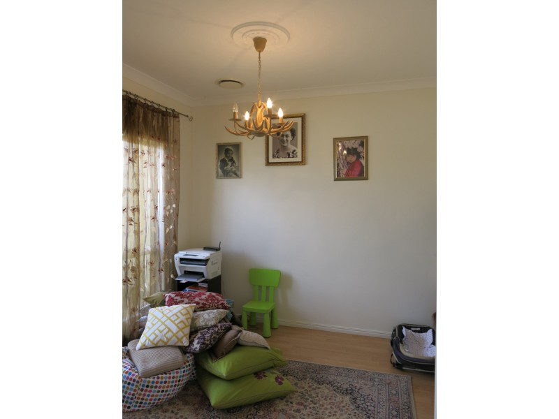 1 Carthage Street, Augustine Heights QLD 4300