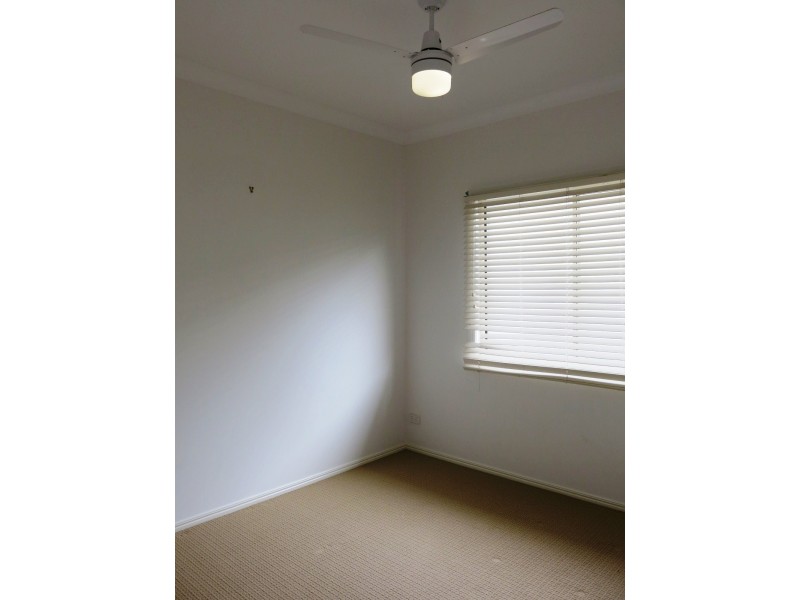 18 Brock Drive, Springfield Lakes QLD 4300