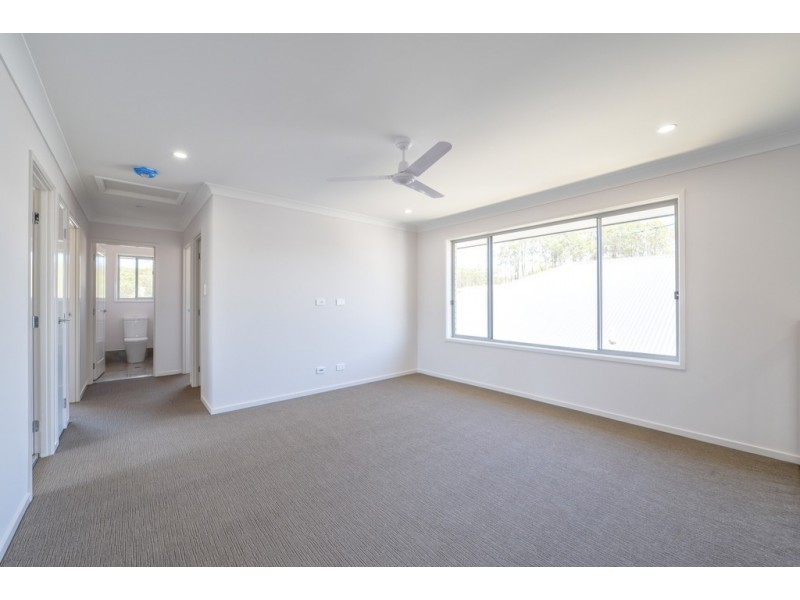 28 Grindelia Drive, Springfield Lakes QLD 4300