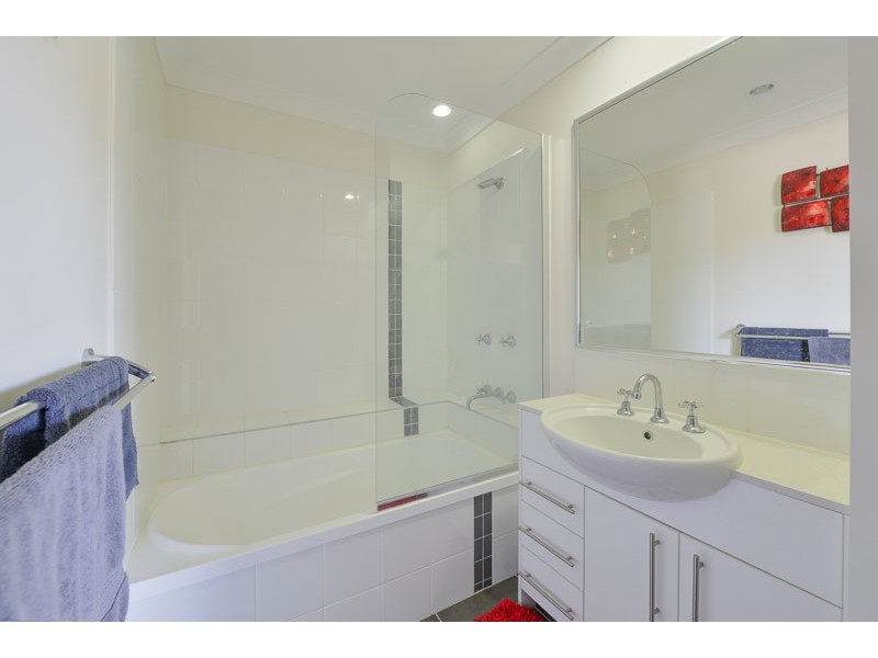 82 Grande Avenue, Springfield Lakes QLD 4300