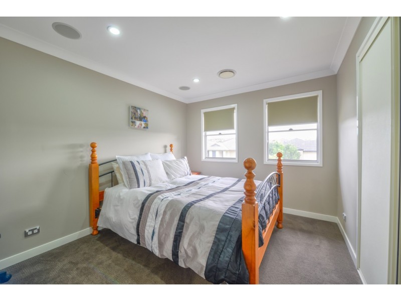 26 Jupiter Street, Springfield Lakes QLD 4300