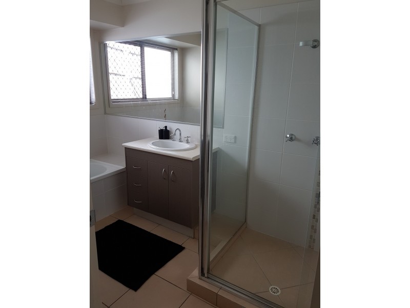 15 Horizon Drive, Springfield Lakes QLD 4300