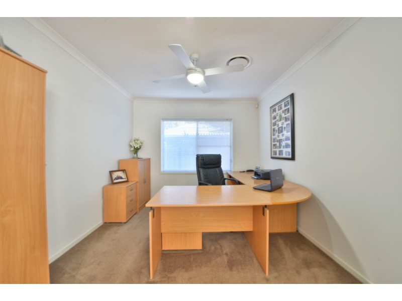 21 Laloki St, Camira QLD 4300