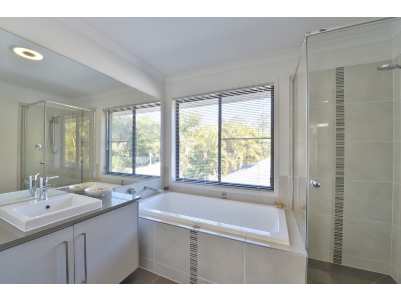 21 Laloki St, Camira QLD 4300