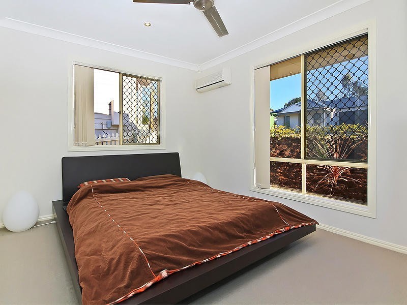 24 Esperence Crescent, Springfield Lakes QLD 4300