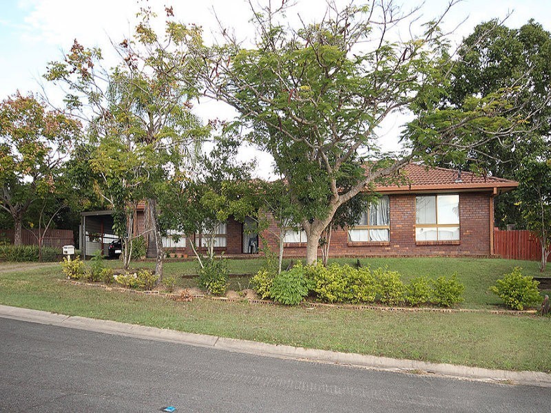 1 Yarrow Court, Redbank Plains QLD 4301