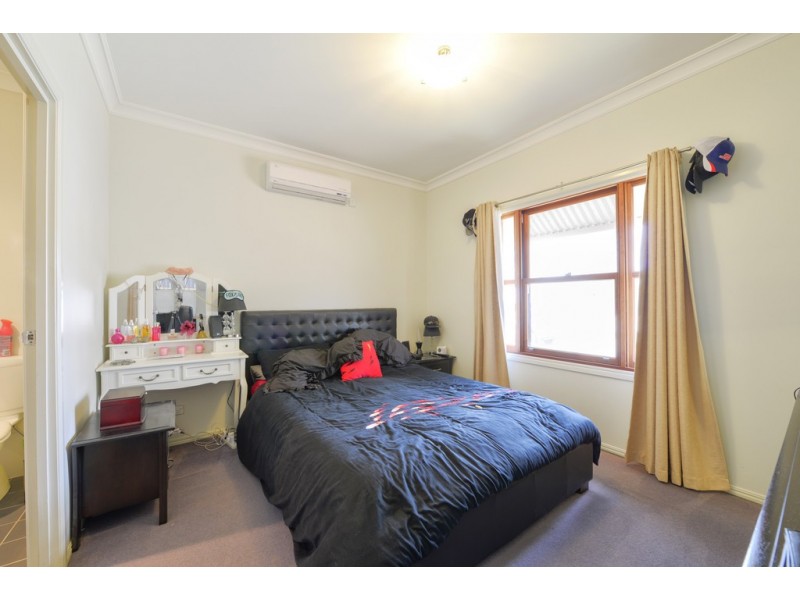 19 Riverside Crescent, Springfield Lakes QLD 4300
