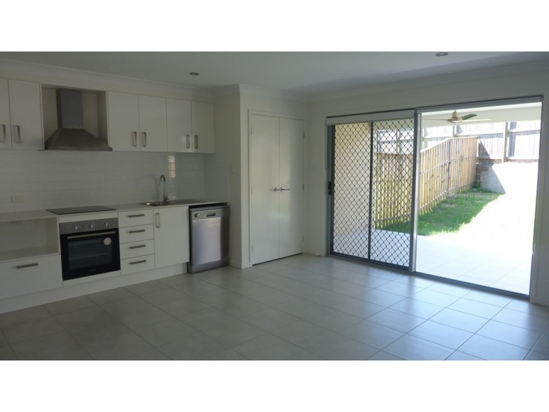 5B Folkes Close, Bellbird Park QLD 4300