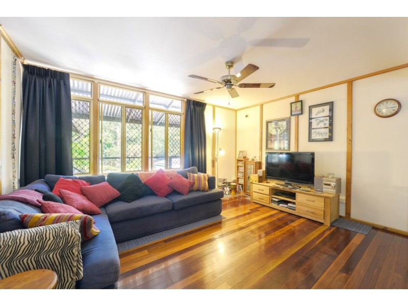 42 Woodlands Avenue, Camira QLD 4300