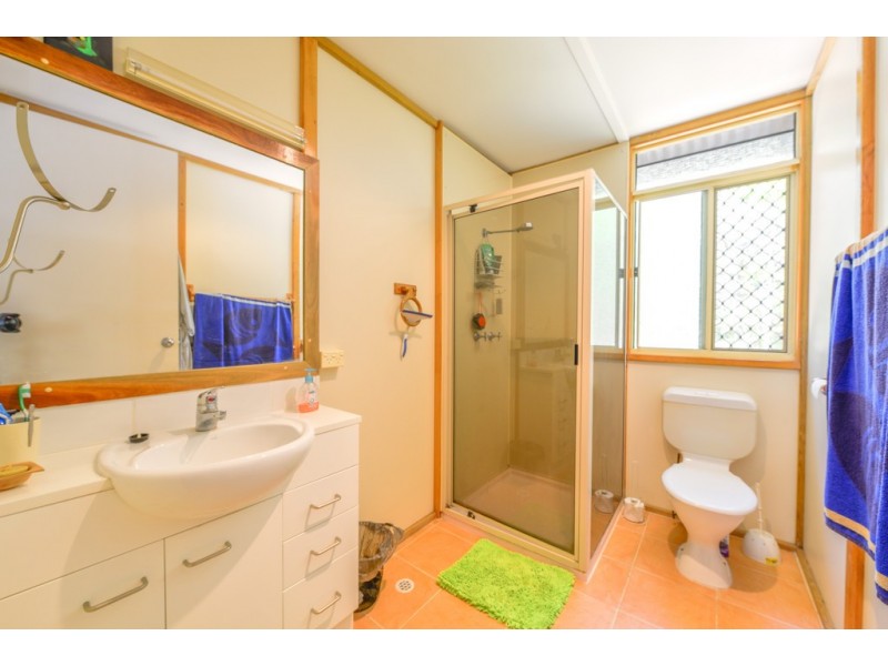 42 Woodlands Avenue, Camira QLD 4300