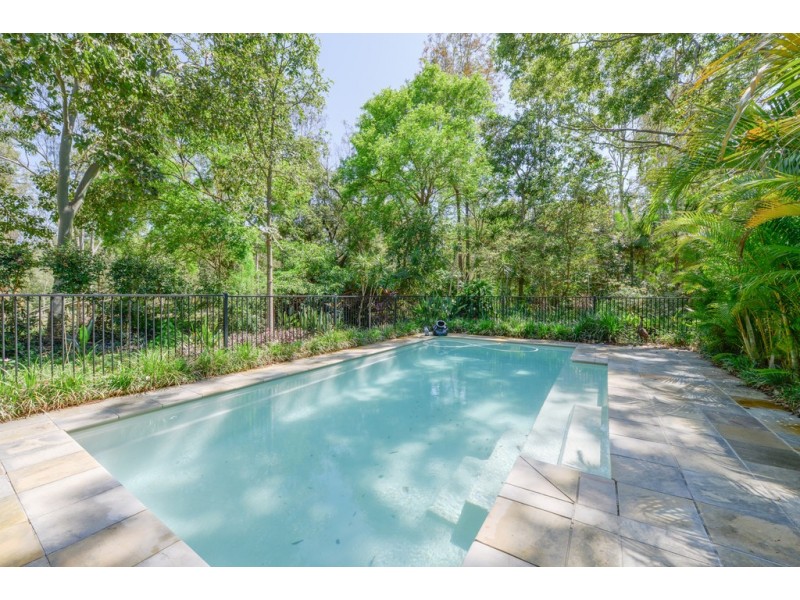 42 Woodlands Avenue, Camira QLD 4300