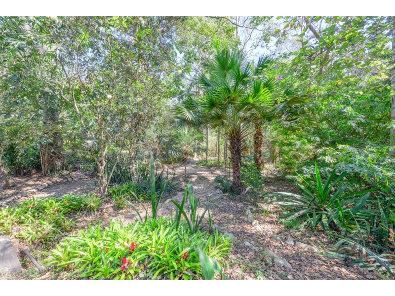 42 Woodlands Avenue, Camira QLD 4300