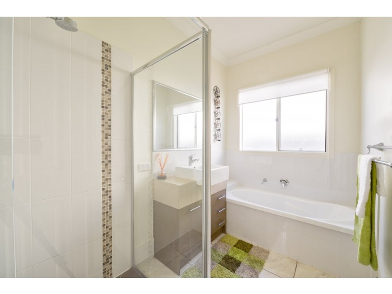 20 Glen Echo Street, Springfield Lakes QLD 4300