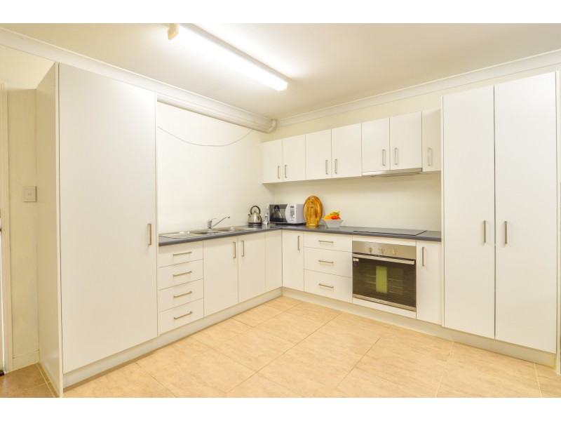20 Carissa Court, Camira QLD 4300