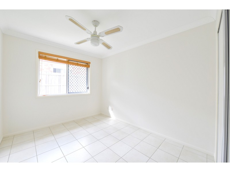 1 Harriet Court, Springfield Lakes QLD 4300