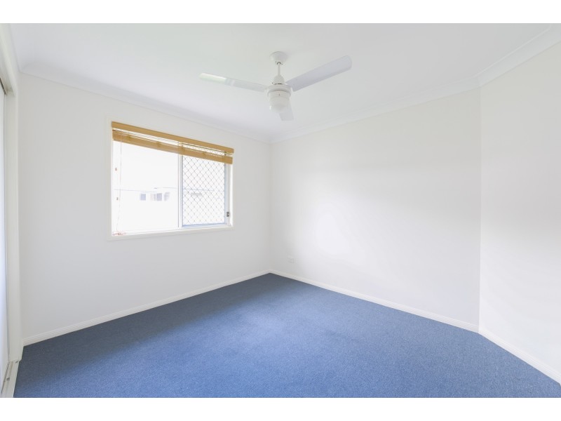 1 Harriet Court, Springfield Lakes QLD 4300