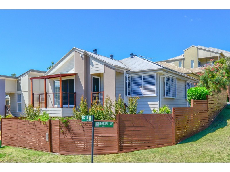 8 Mist Lane, Springfield Lakes QLD 4300