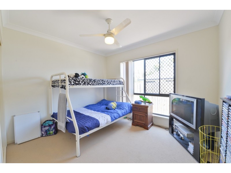 43 Shallow Bay Drive, Springfield Lakes QLD 4300
