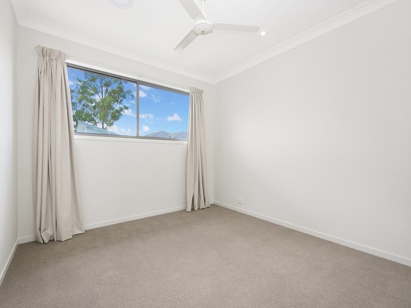 33 Tall Woods Court, Brookwater QLD 4300