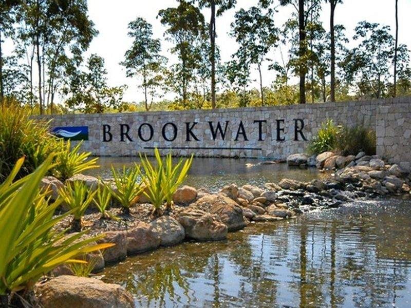 33 Tall Woods Court, Brookwater QLD 4300