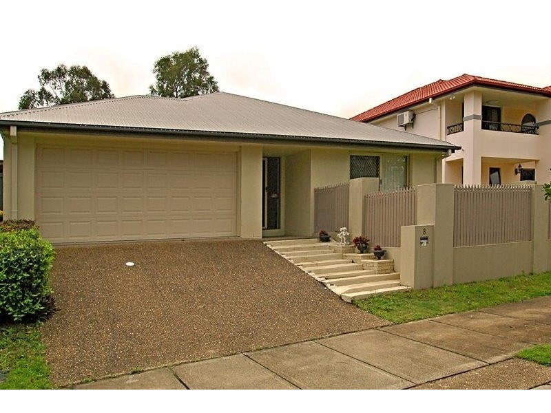 8 Burlington Terrace, Springfield Lakes QLD 4300