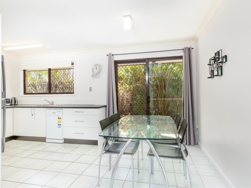 11 Crestwood Drive, Camira QLD 4300