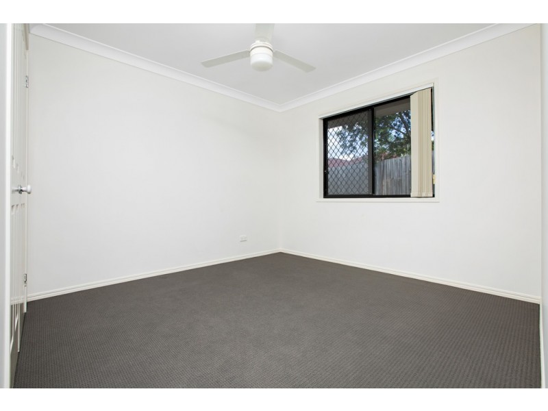 16 Darter Place, Springfield Lakes QLD 4300