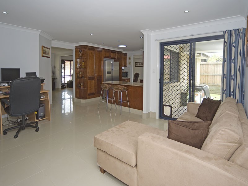 20 Admiral Crescent, Springfield Lakes QLD 4300