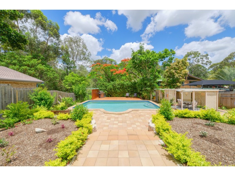 27 Allamanda Drive, Camira QLD 4300