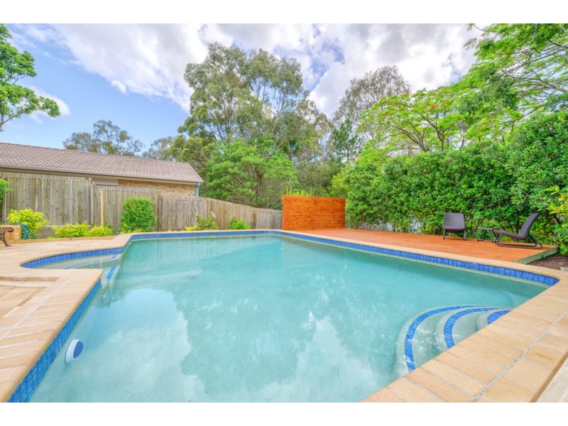 27 Allamanda Drive, Camira QLD 4300