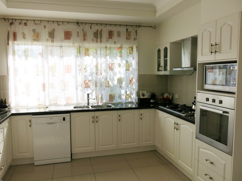 1 Carthage Street, Augustine Heights QLD 4300