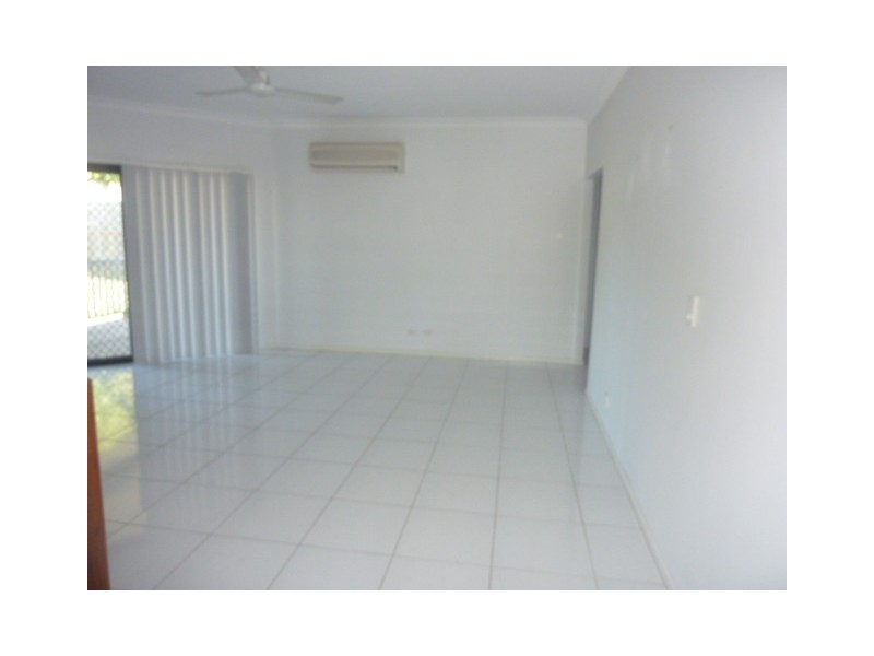 93 Lakes Entrance Drive, Springfield Lakes QLD 4300