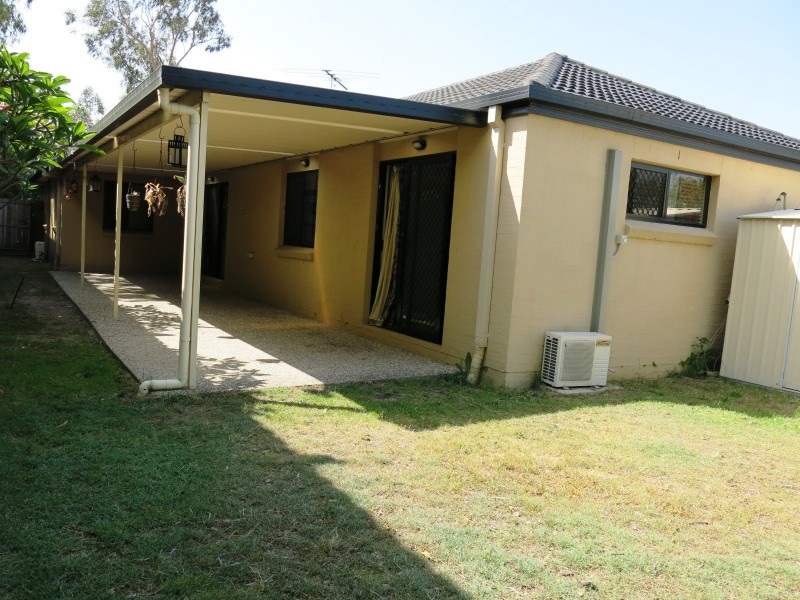 28 Shearwater Terrace, Springfield Lakes QLD 4300