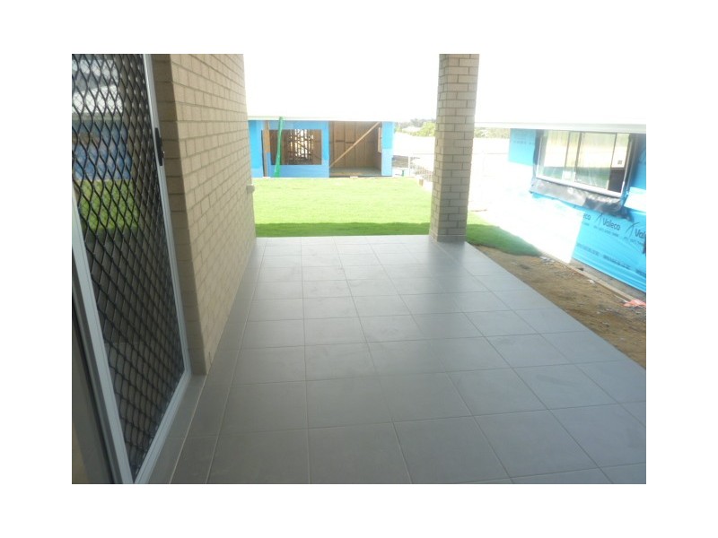 7 Solace Street, Springfield Lakes QLD 4300