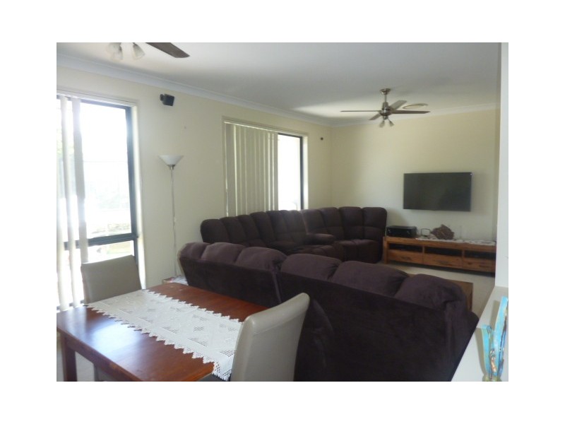 25 Trinity Crescent, Augustine Heights QLD 4300