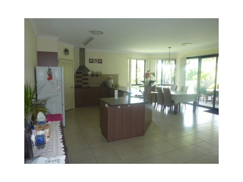 25 Trinity Crescent, Augustine Heights QLD 4300