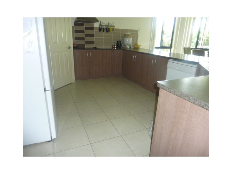 25 Trinity Crescent, Augustine Heights QLD 4300