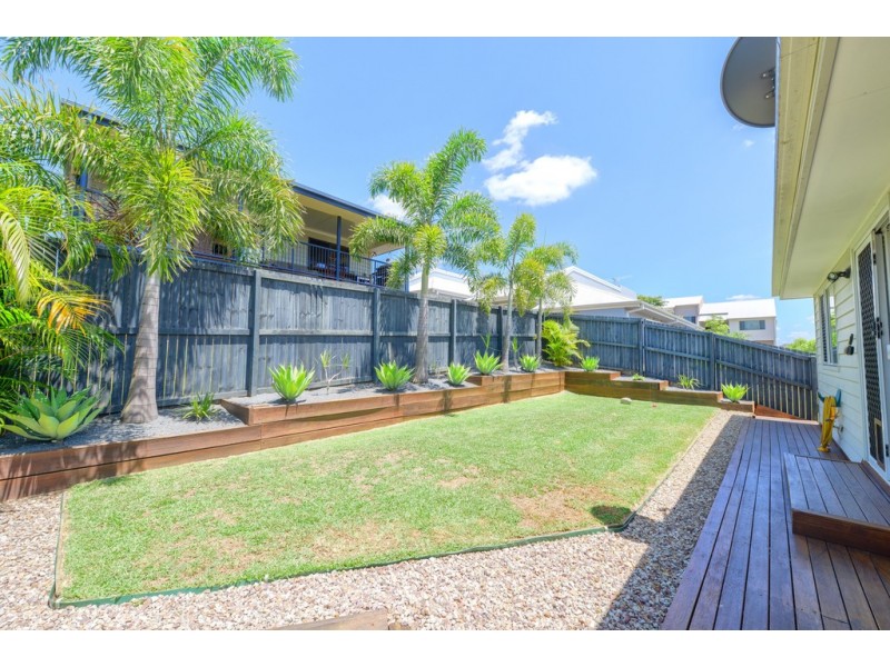 23 Lakes Entrance Drive, Springfield Lakes QLD 4300