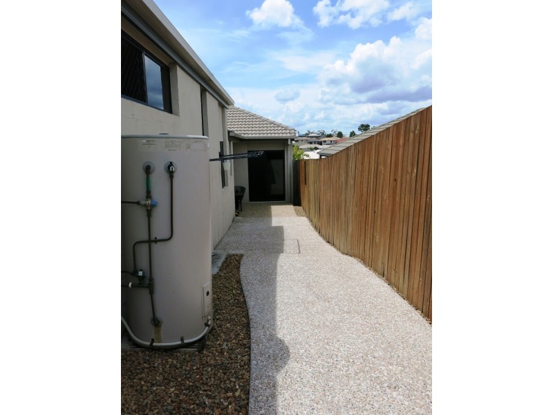 10 Ridge View Place, Springfield Lakes QLD 4300