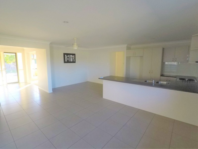 6 Burns Circuit, Augustine Heights QLD 4300