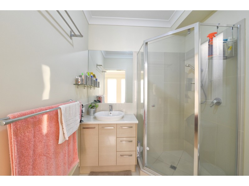 26 Opperman Drive, Springfield Lakes QLD 4300