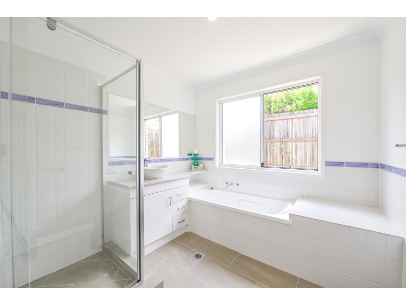 3 De Marce Court, Springfield Lakes QLD 4300