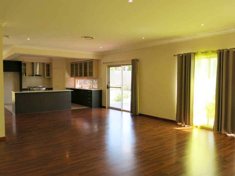 50 Trinity Crescent, Augustine Heights QLD 4300