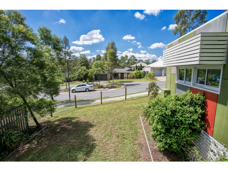 8 Boronia Court, Springfield Lakes QLD 4300