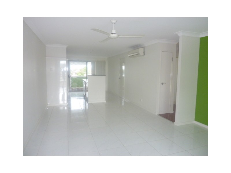5 Cove Place, Springfield Lakes QLD 4300