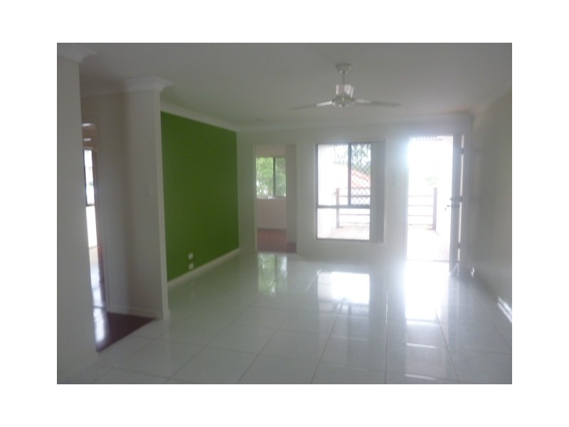 5 Cove Place, Springfield Lakes QLD 4300