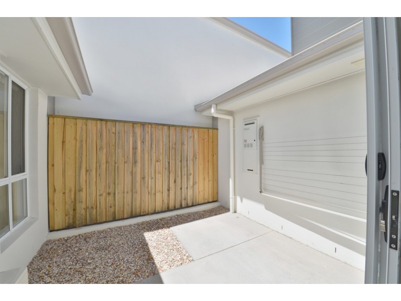 30 Parkland Drive, Springfield Lakes QLD 4300